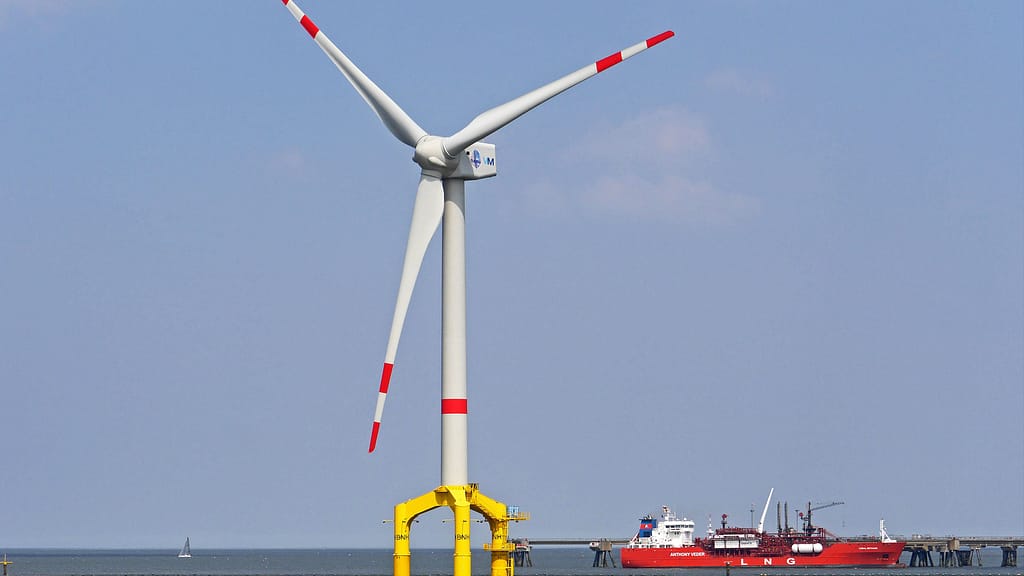 “Wind Turbine”, rawpixel.com